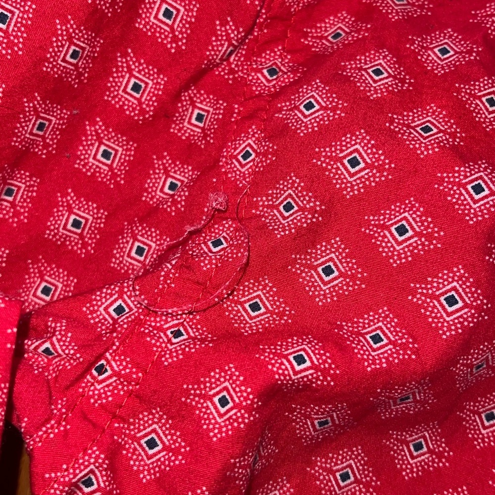 Cinch Boys Cinch Red Print Button-Down Shirt size XS 4-5 - Picture 3 of 4